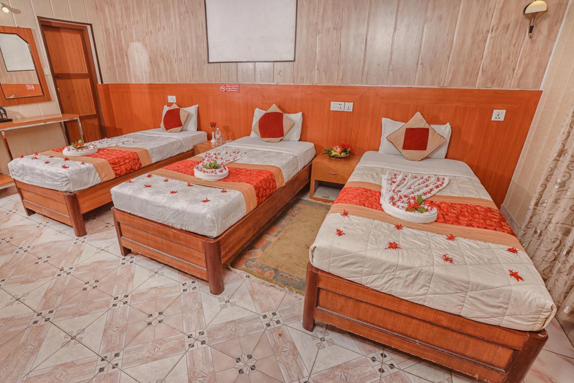 Hotel Wildlife Camp Саураха Экстерьер фото