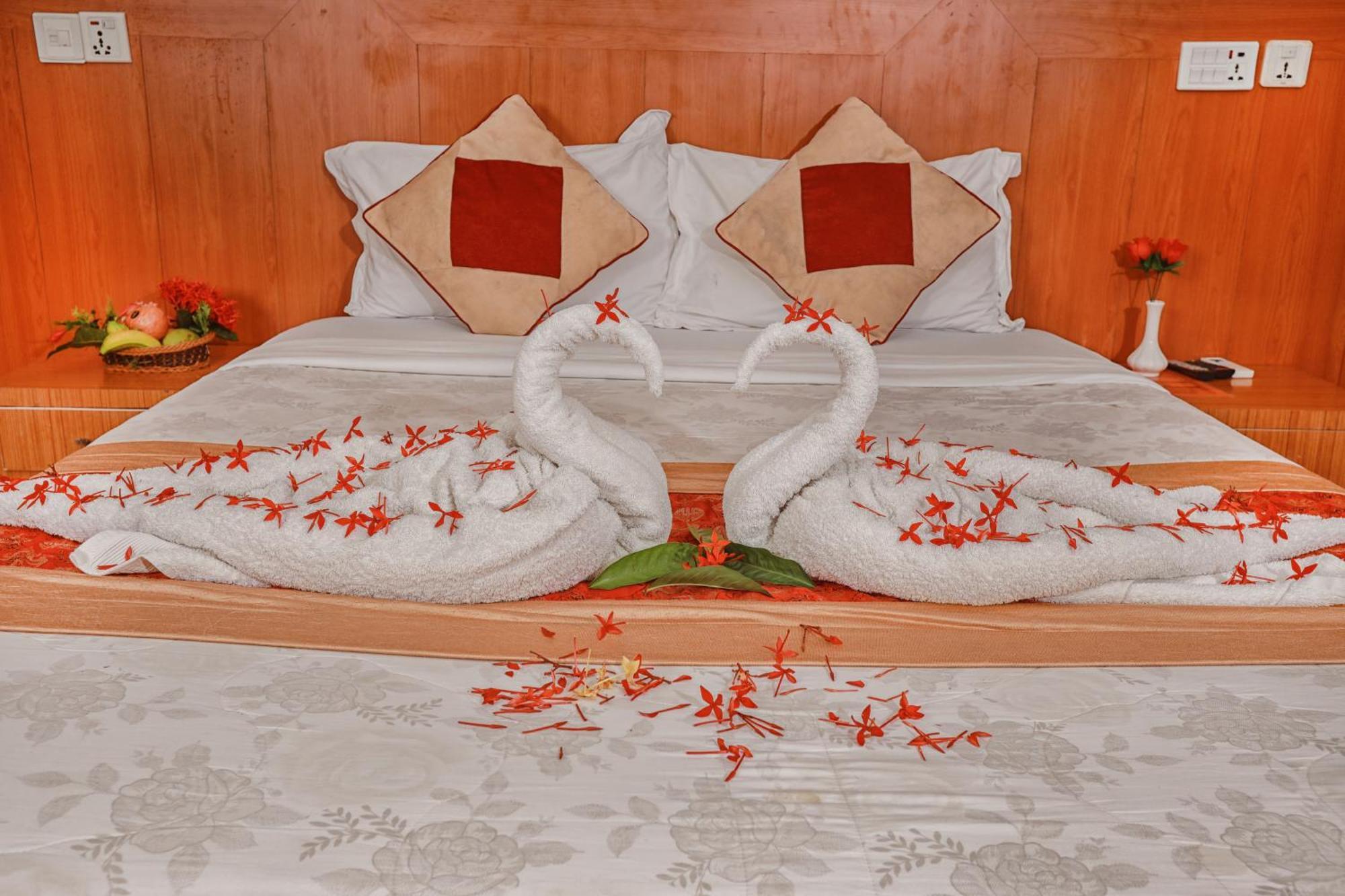 Hotel Wildlife Camp Саураха Экстерьер фото