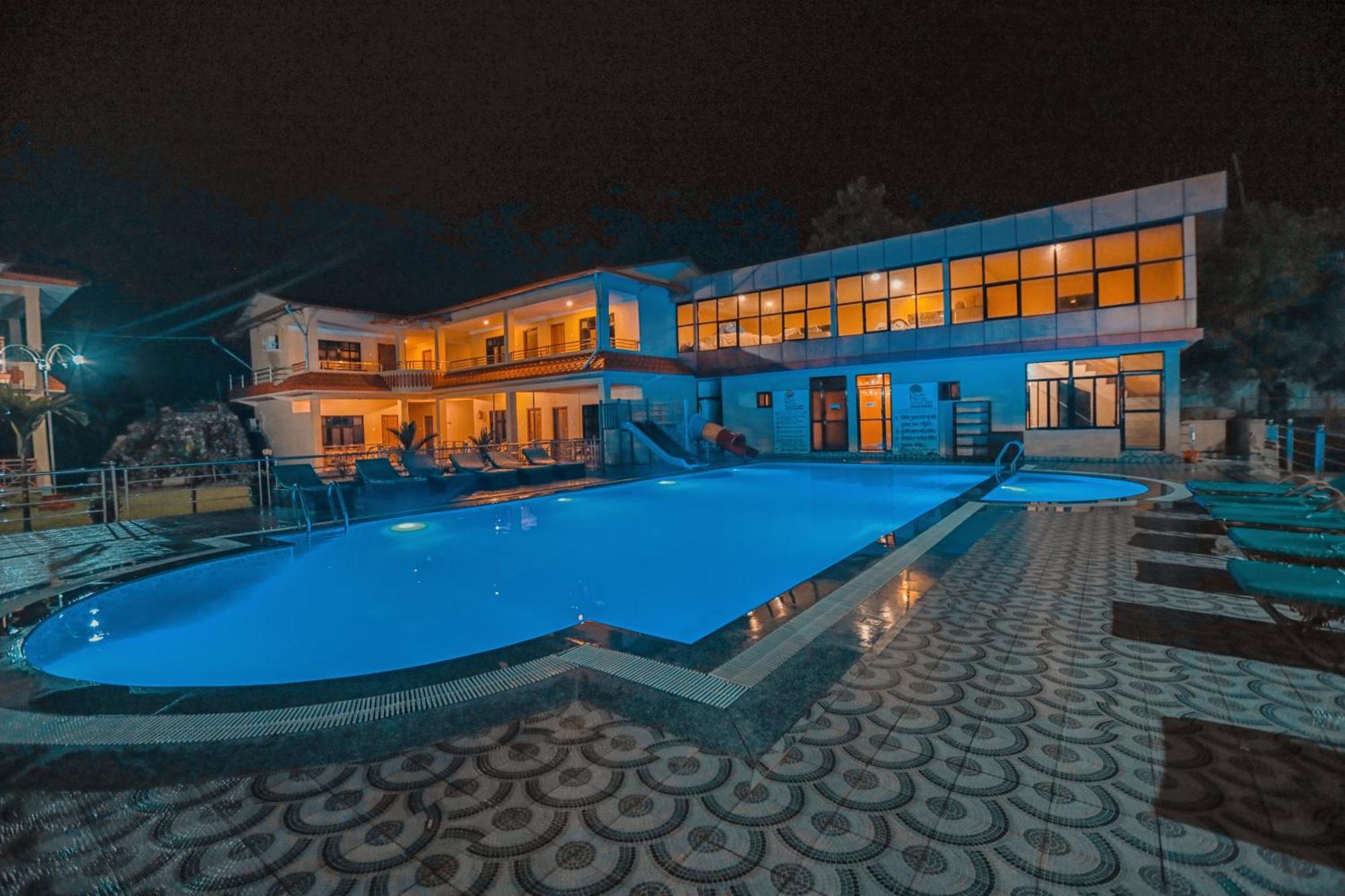 Hotel Wildlife Camp Саураха Экстерьер фото