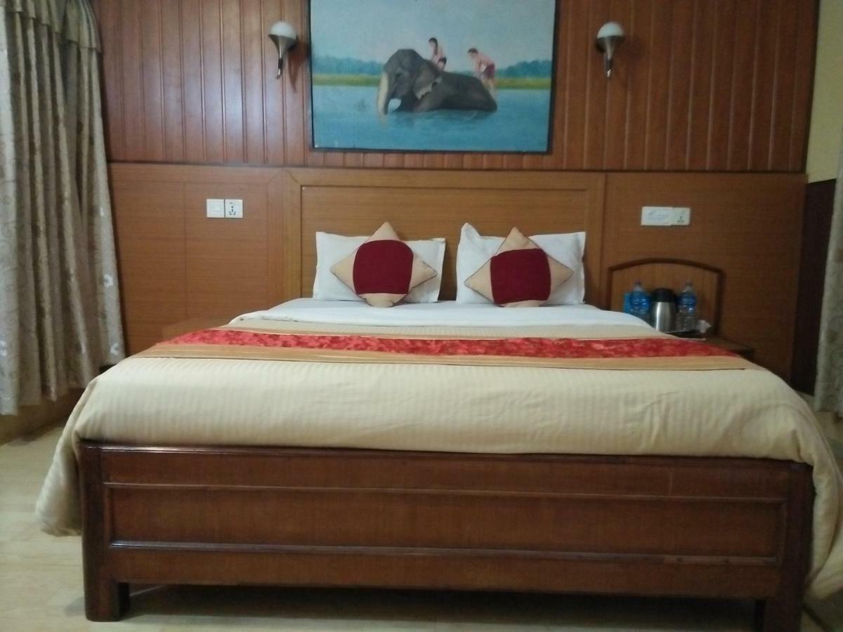 Hotel Wildlife Camp Саураха Экстерьер фото